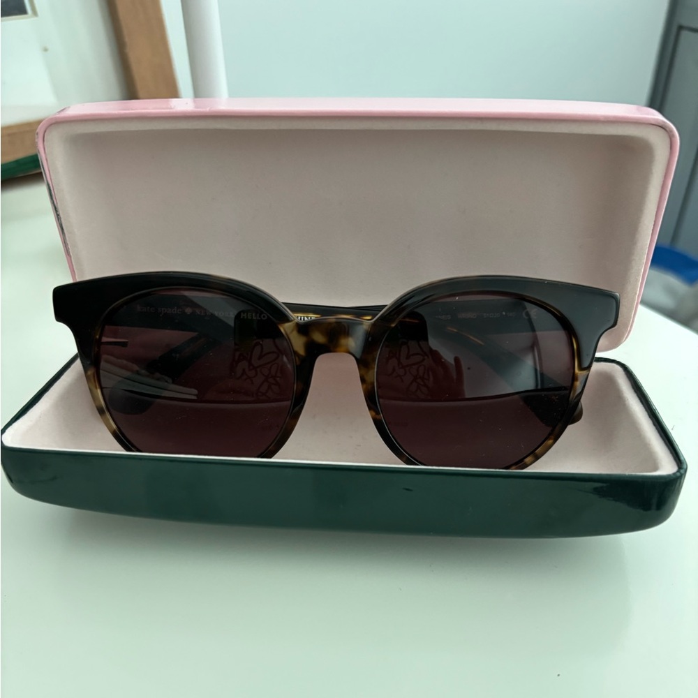 Tortoise Shell Sunglasses - image 2